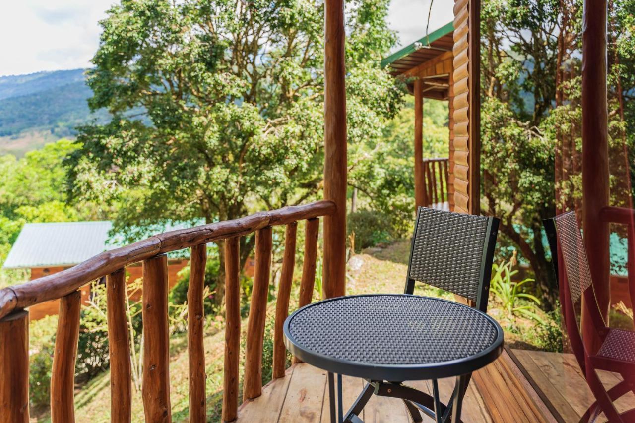 Cedrela Eco-Lodge & Restaurante Copey 外观 照片